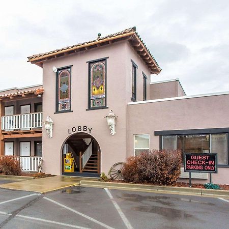 Rodeway Inn Baker City Exterior foto